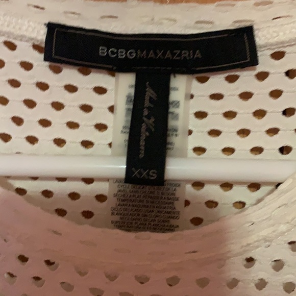 BCBG top - Picture 2 of 3